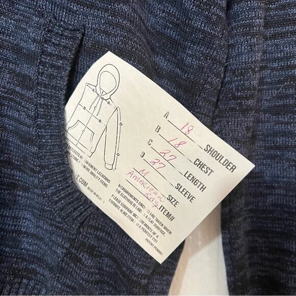 American Rag hooded sweater. Buttons at neckline.  2 pockets. Medium - Picture 3 of 9